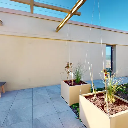 Penthouse Albterrassen Mit Toller Ausstattung!